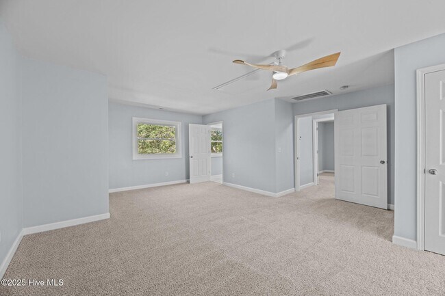 Building Photo - 480 Prichard Ave