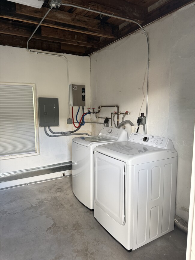 Building Photo - 133 Truxton Dr