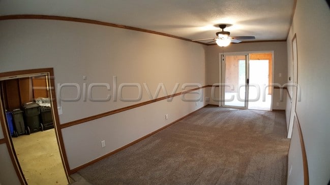 Building Photo - 1108 Crestview Dr SE