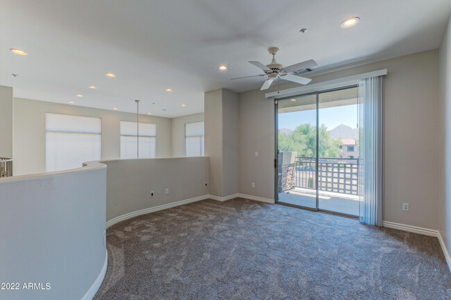 Building Photo - 14450 N Thompson Peak Pkwy