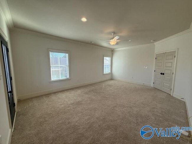 Building Photo - 108 Napolean Ave