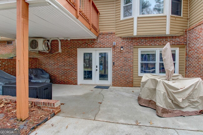 Building Photo - 4915 Lake Forest Dr SE