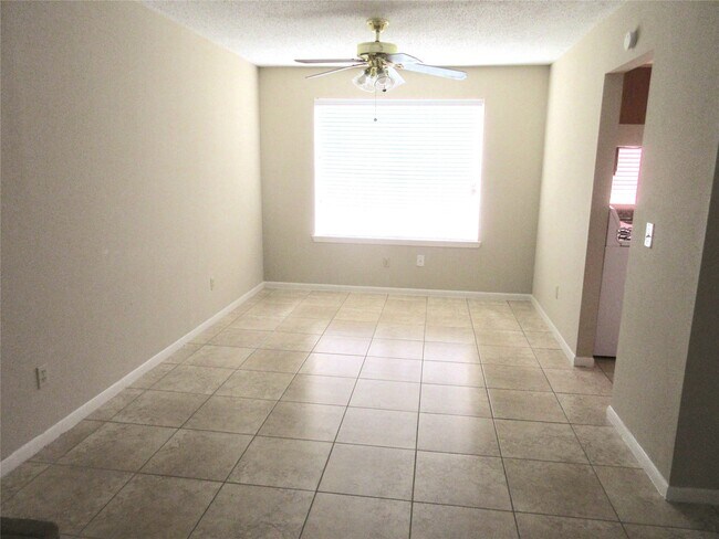 Building Photo - 2626 Planters House Ln