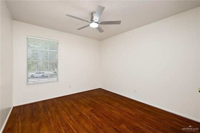 Building Photo - 16 San Esteban Ct