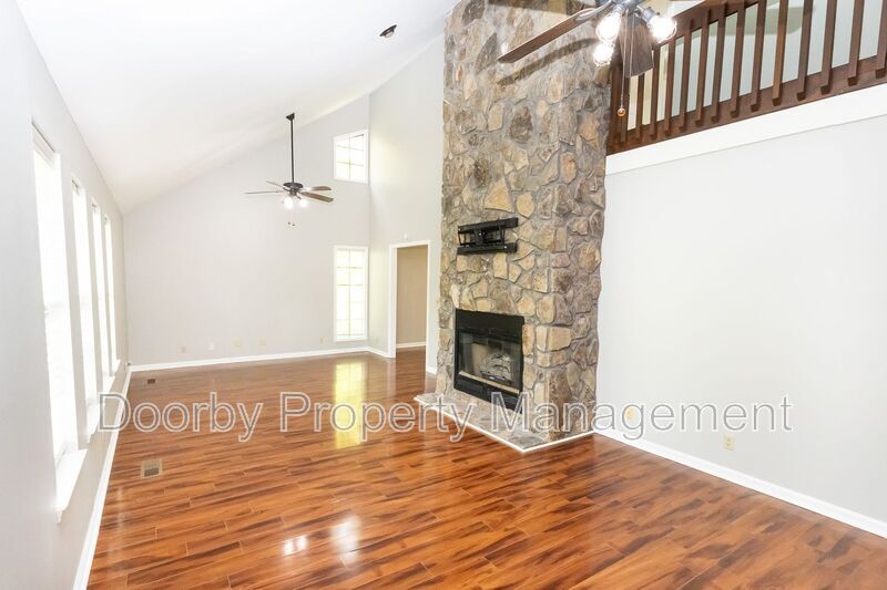 Building Photo - 6114 Sasha Ln