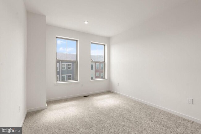 Building Photo - 6230 Folly Ln