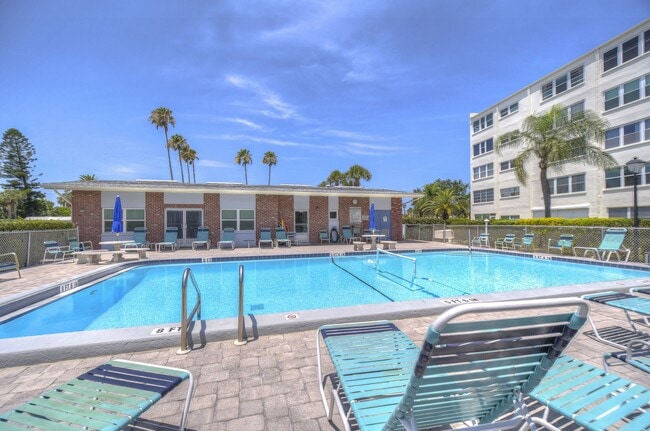 Building Photo - 5575 Gulf Blvd