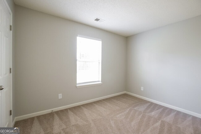 Building Photo - 2158 Denson Ln S W