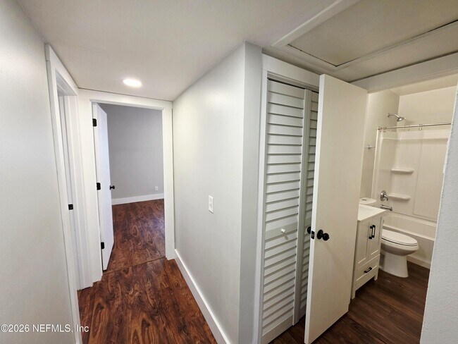 Building Photo - 2146 Antilles Ct