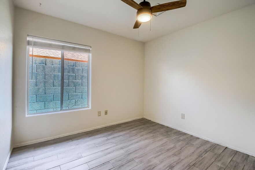 Building Photo - 18202 N 19th St