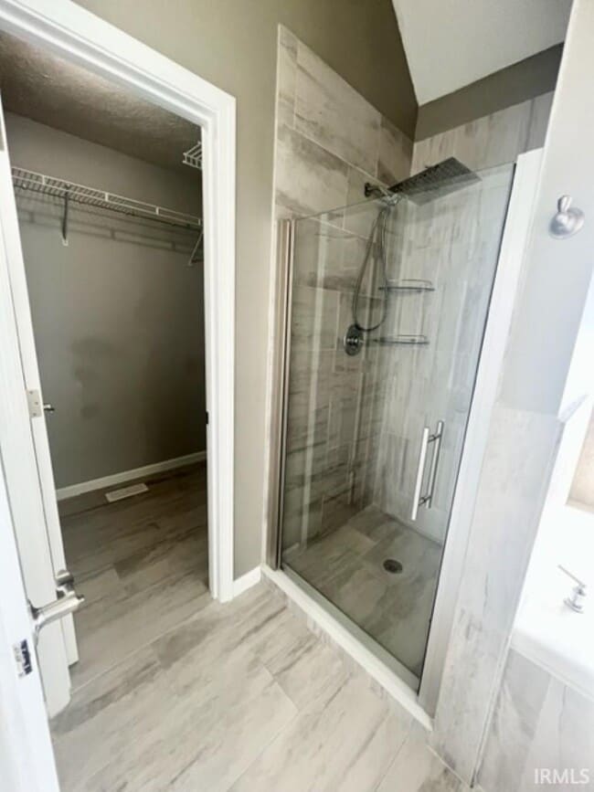 Building Photo - 8933 Shadow Ridge Dr
