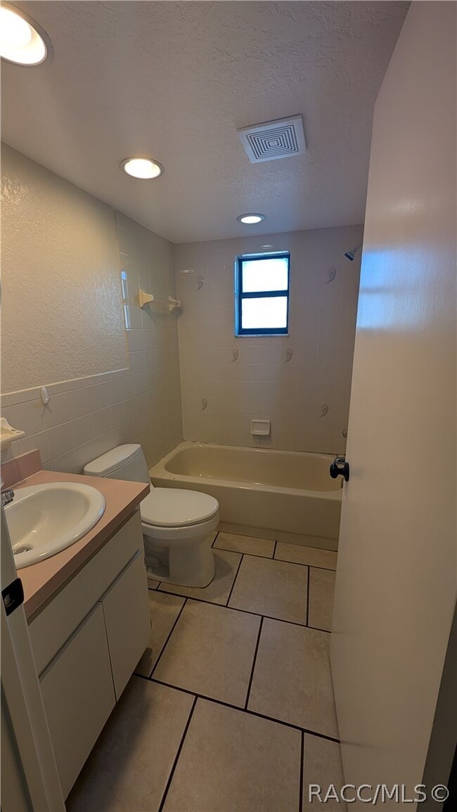 Building Photo - 5348 W Customer Ct