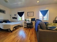 Building Photo - Large, Bright Studio next to Central Park