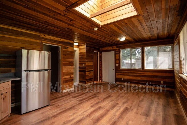 Building Photo - 536 S 100 W