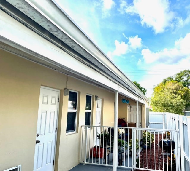 Building Photo - 17153 NE 3rd Ct