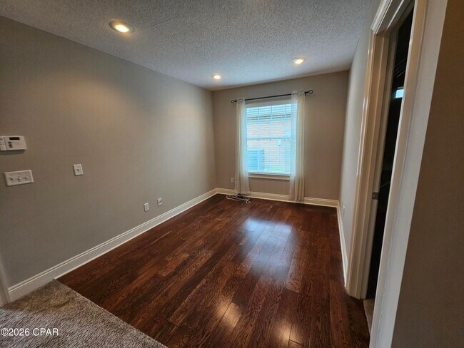 Building Photo - 4501 Bylsma Cir