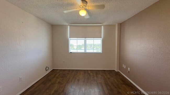 Building Photo - 1801 N Flagler Dr