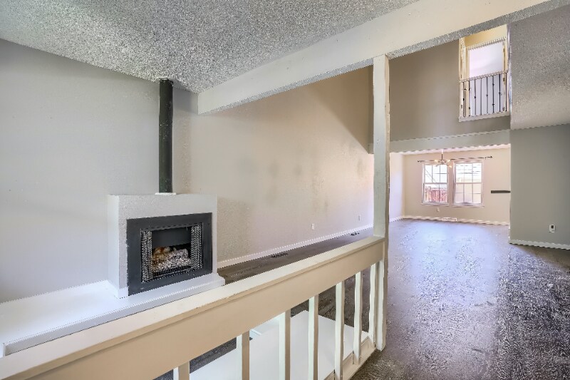 Building Photo - 13204 E Linvale Pl