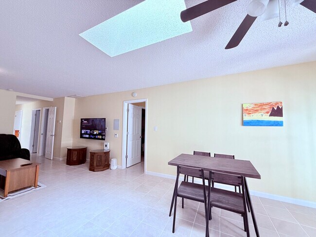 Building Photo - 128 Deer Hound Trail