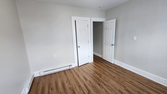 Building Photo - 1516 Pembroke St