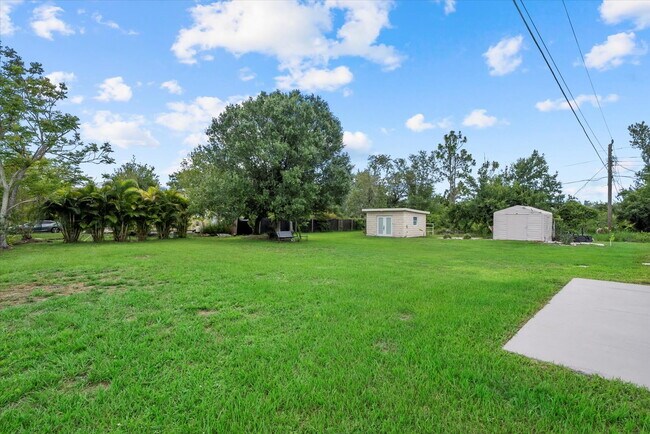 Building Photo - 3-Bedroom Punta Gorda Retreat with Marble Finishes & Stylish Furnishings!"