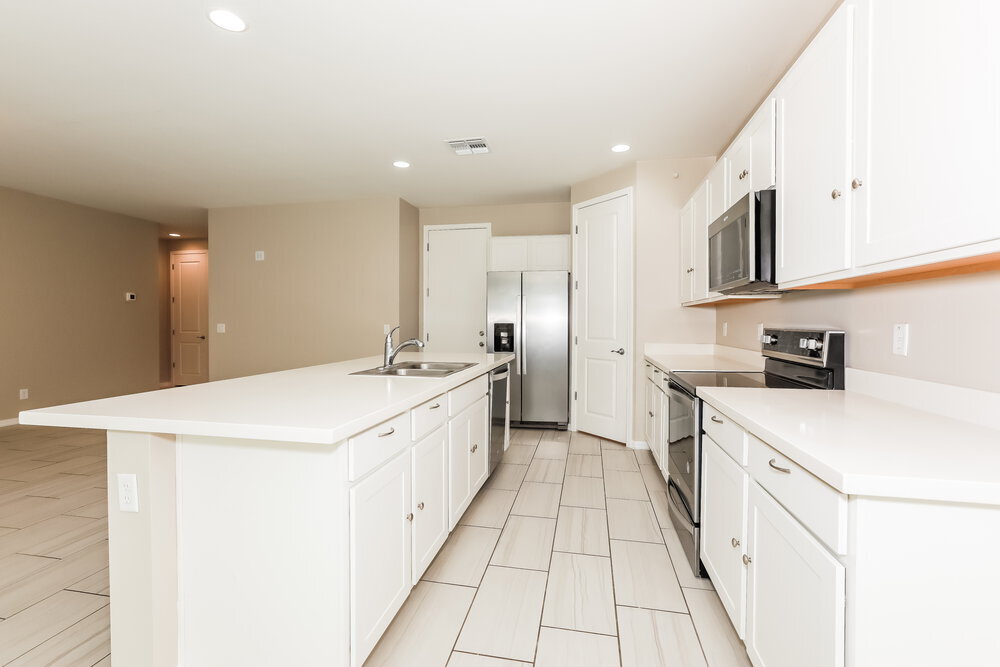 Building Photo - 9259 E Static Ave