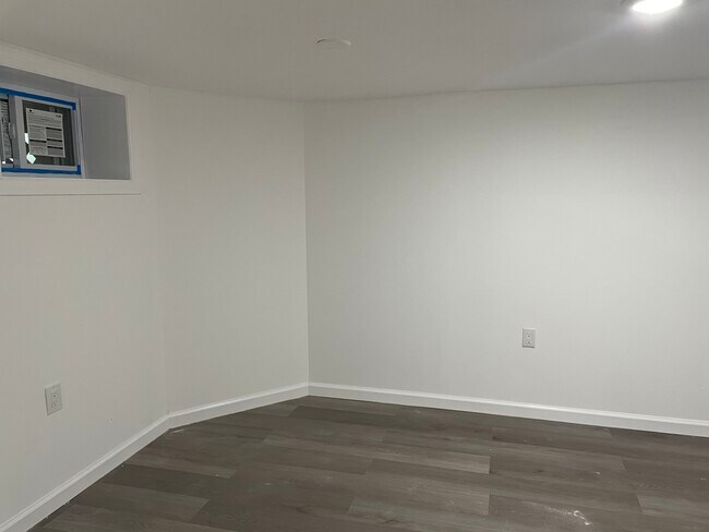 Building Photo - 79 Broad St