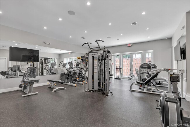 Building Photo - 402 Grist Mill Cir