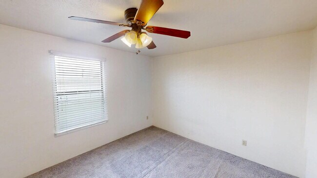 Building Photo - "Charming 3-Bed, 2-Bath Home in Copperas C...