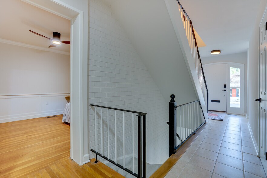Main Level Room - 7917 Schuyler Ct