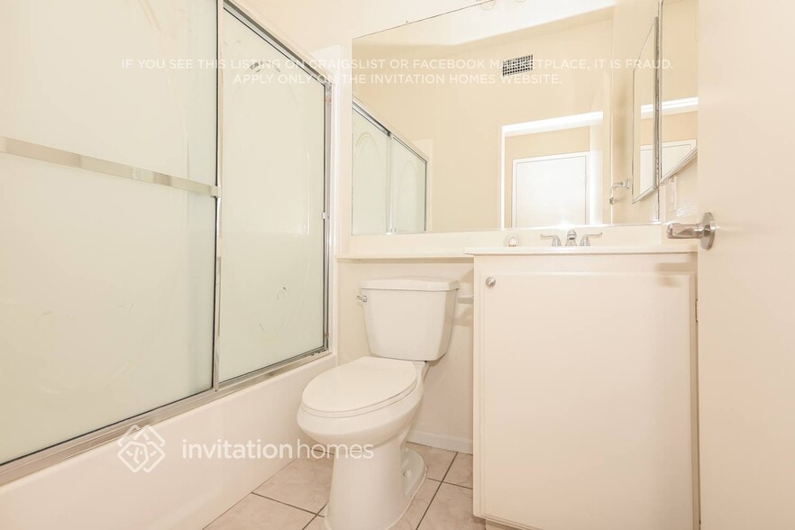 Building Photo - 4672 Countrygate Ct