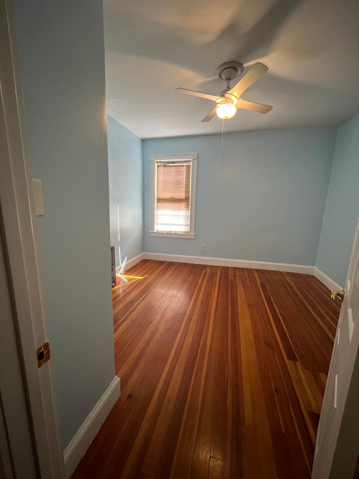 Building Photo - 54 Rhodora St