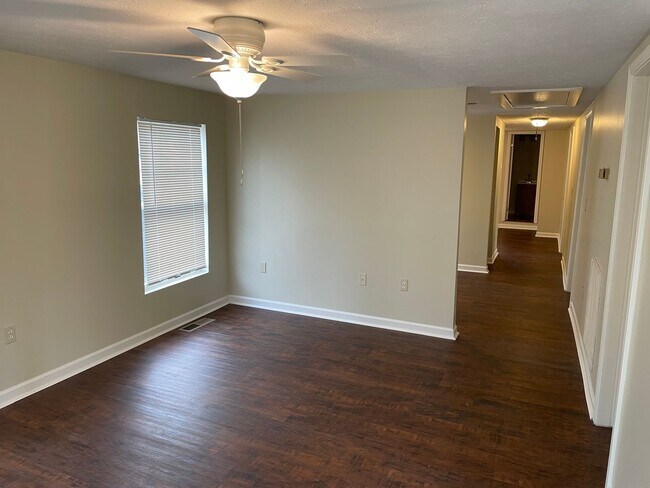 Building Photo - 3/1 House in Kingston $995
