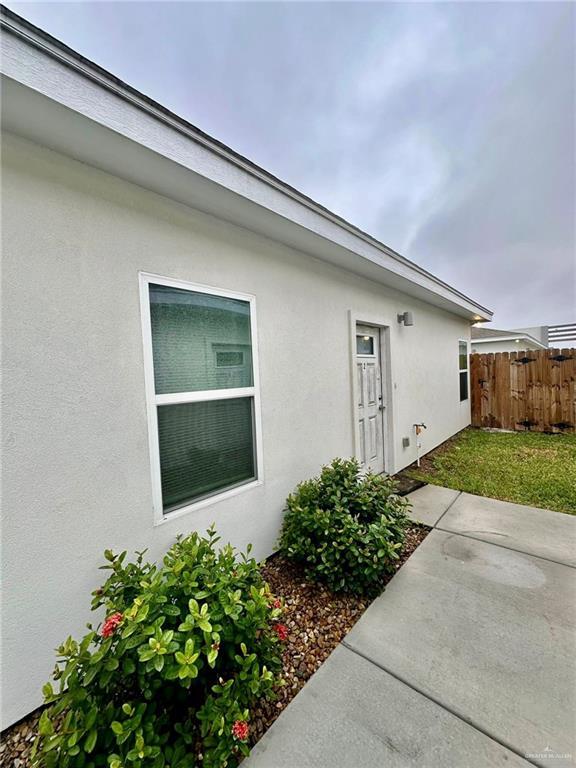 Building Photo - 22 N Crown Point