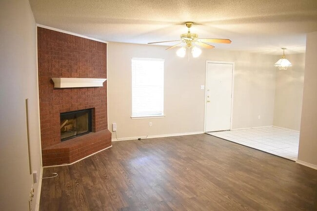Building Photo - Coming Soon!  Awesome 2 Bedroom Home in South Lubbock!