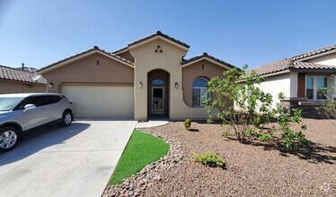 Building Photo - East El Paso 4 bed Refrig A/C