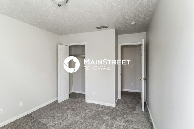 Building Photo - 3 Bedroom Pet-Friendly Home in Rex, GA with Main Street Renewal