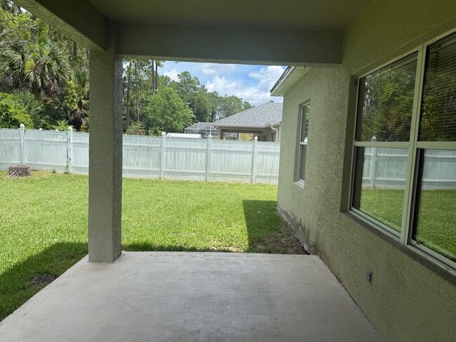 Building Photo - 18 Poinbury Dr