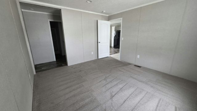 Building Photo - 1422 Center Dr