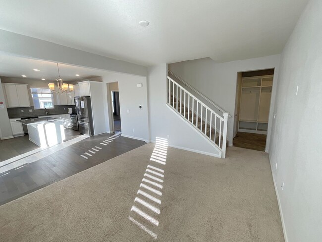 Building Photo - 2 Master Suite Townhome Available Near Voy...