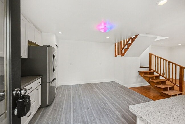 Building Photo - 9451 36th Ave SW