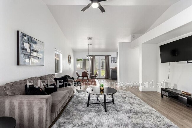 Building Photo - 1519 W Nancy Ln