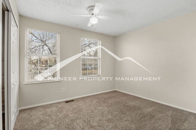 Building Photo - 6590 Montarbor Dr