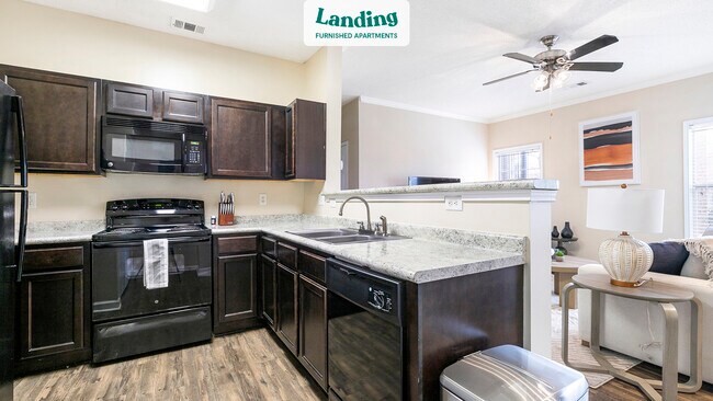 Building Photo - 4610 Crowne Lake Cir