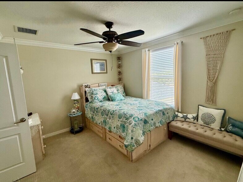 Building Photo - 12512 Shimmering Oak Cir