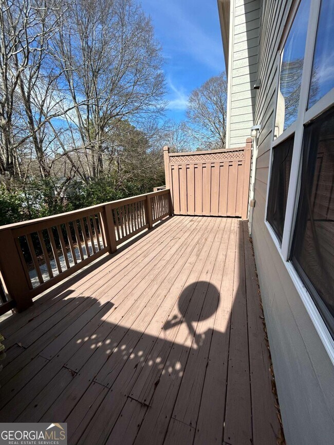 Building Photo - 607 Pecan Knoll Dr