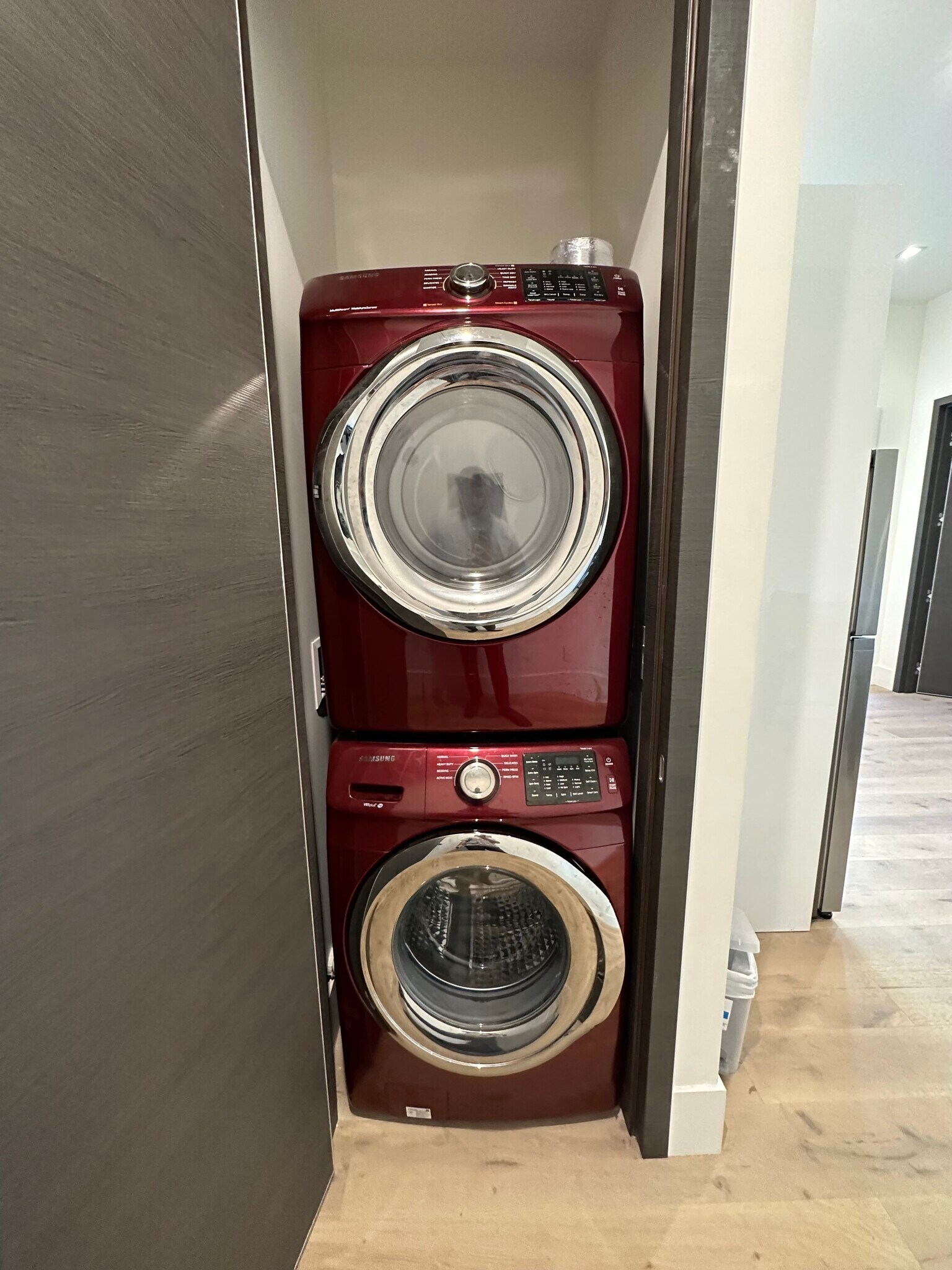 Washer/Dryer Samsung - 438 Burgoyne St