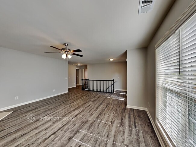 Building Photo - 2619 McGuire Dr