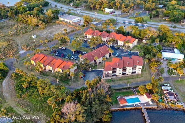 Building Photo - 2929 Kirkland Rd NE