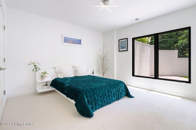 Building Photo - 14201 Reserves Cove Dr